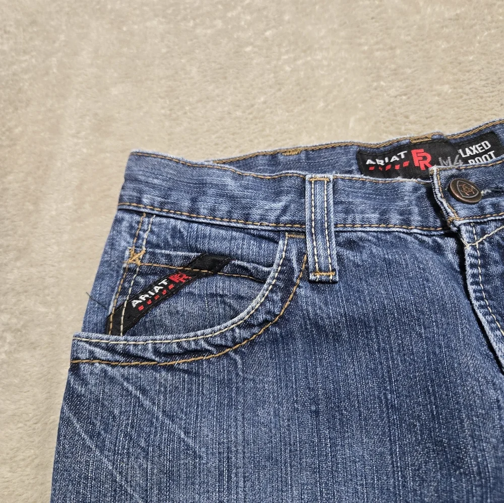 Ariat FR M4 Relaxed Boot Cut Denim Blue Jeans Size 30x32 Flame Resistant - Picture 6 of 14